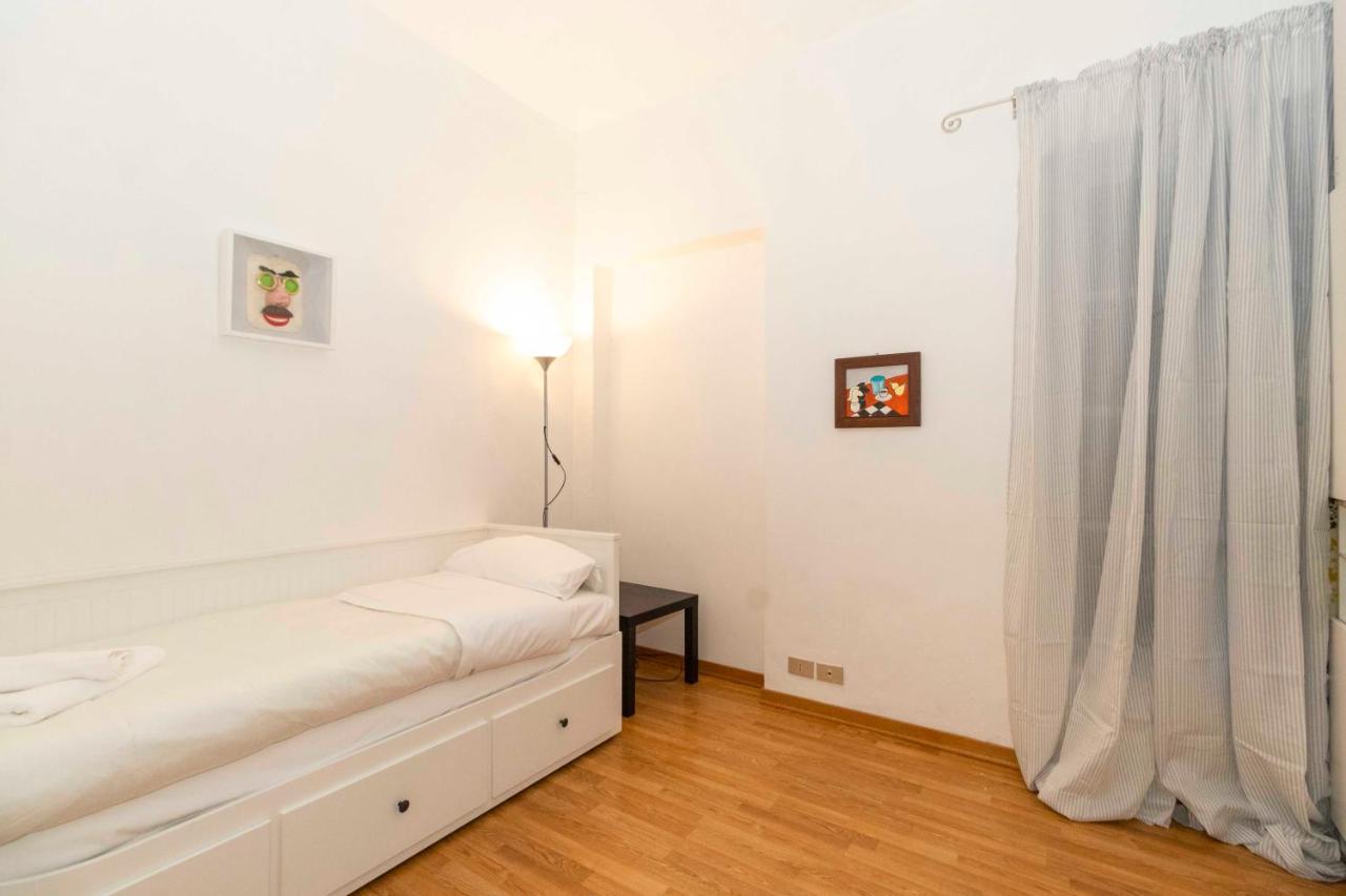 Porta Nuova & San Salvario Roomy Flat Turín Exterior foto